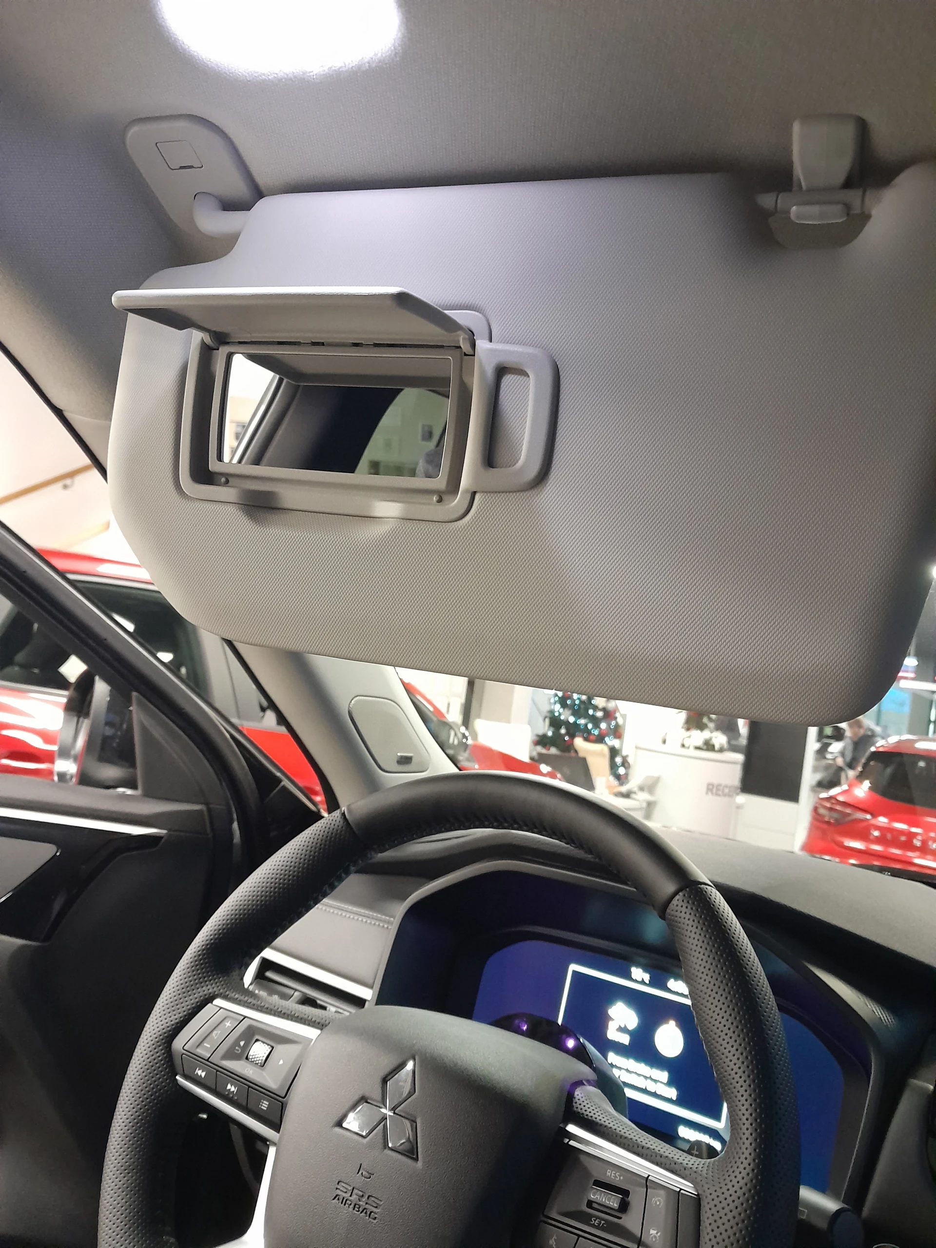 Outlander PHEV - Zdjęcie 3