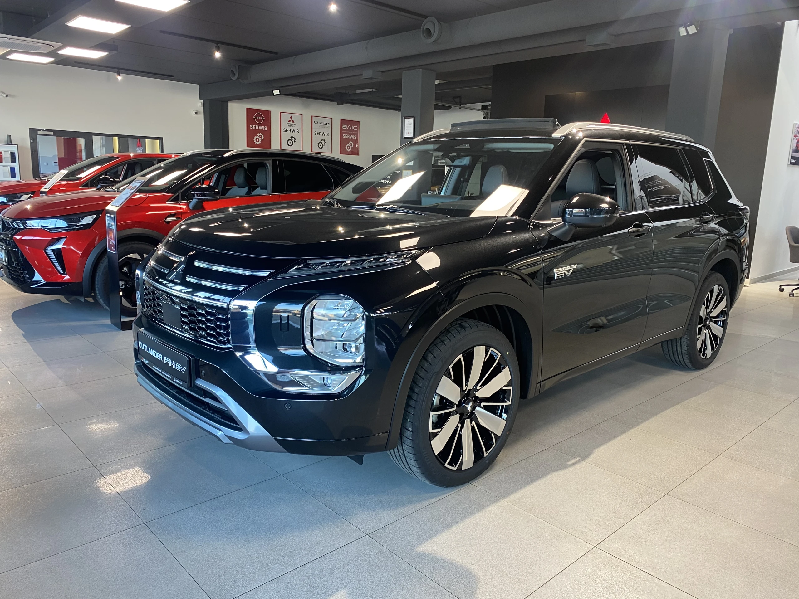 Outlander PHEV - Zdjęcie 1