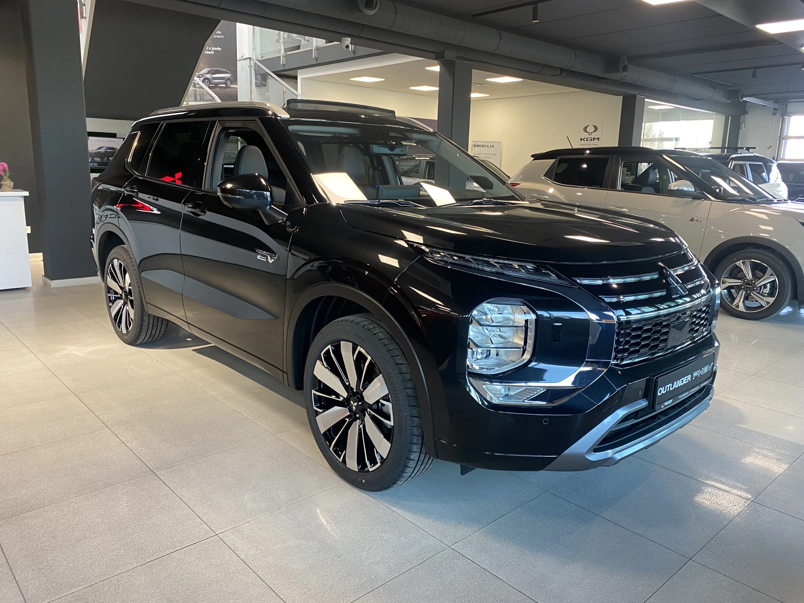 Outlander PHEV - Zdjęcie 3