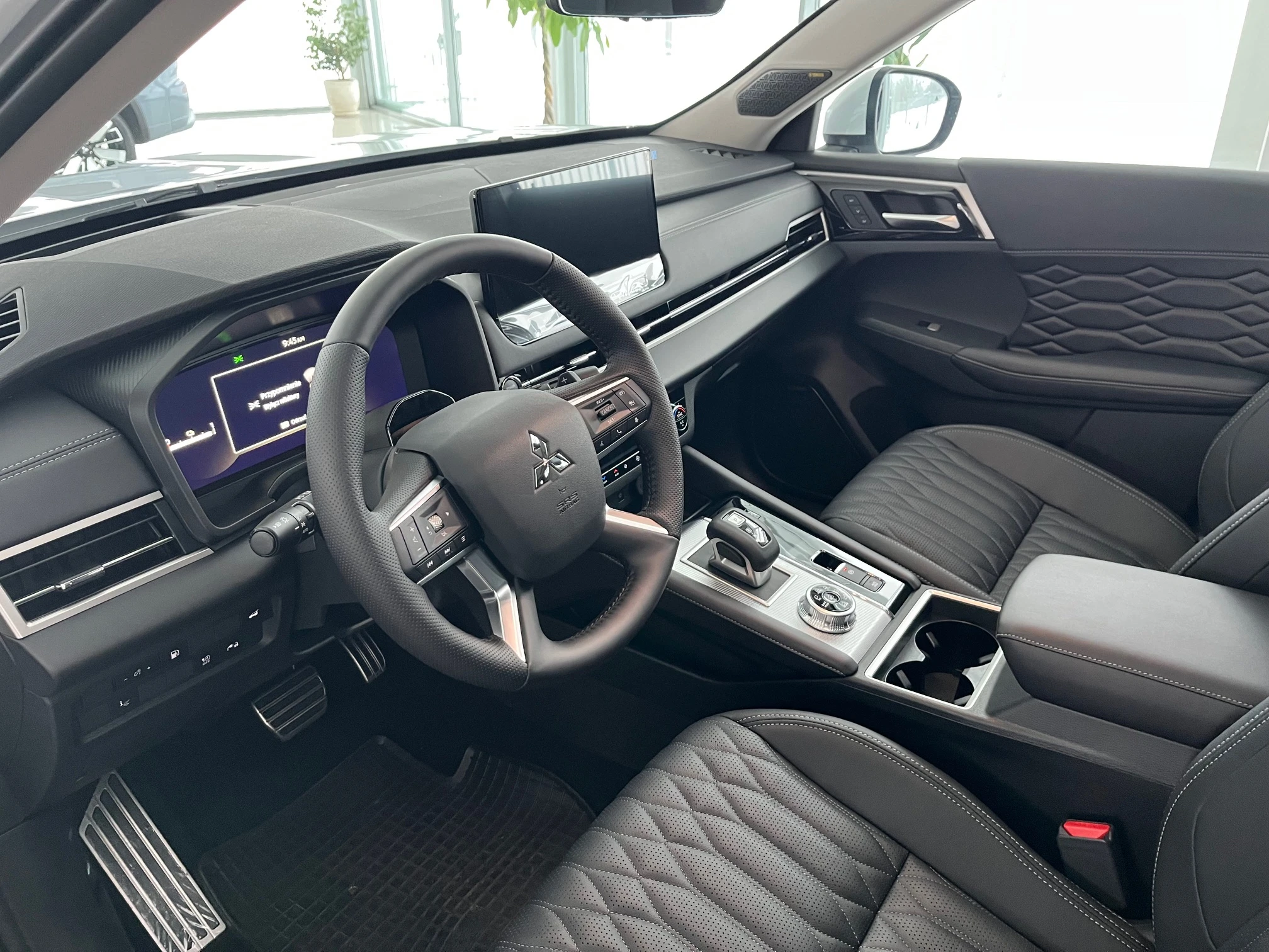 Outlander PHEV - Zdjęcie 4