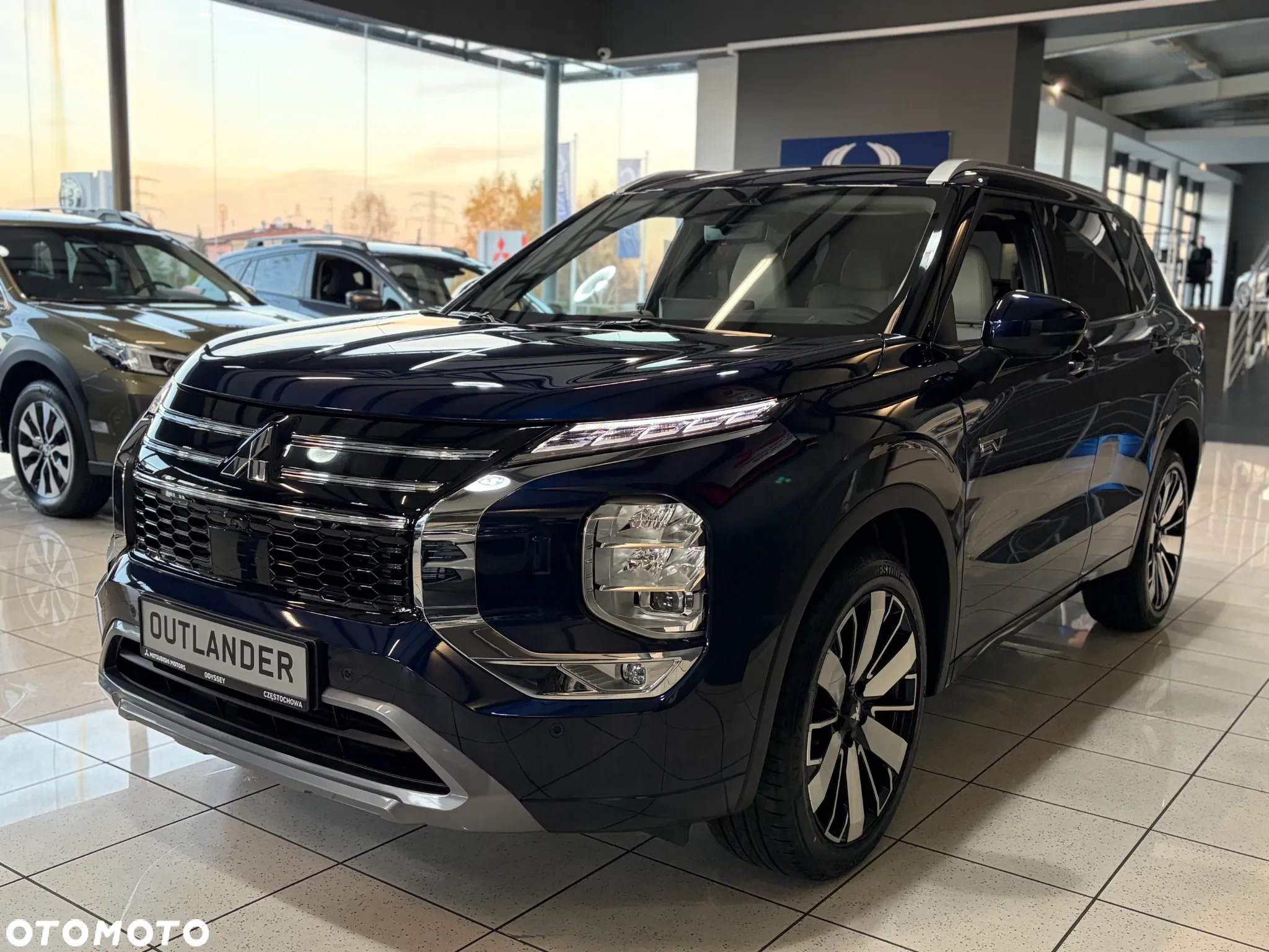 Outlander PHEV - Zdjęcie 3