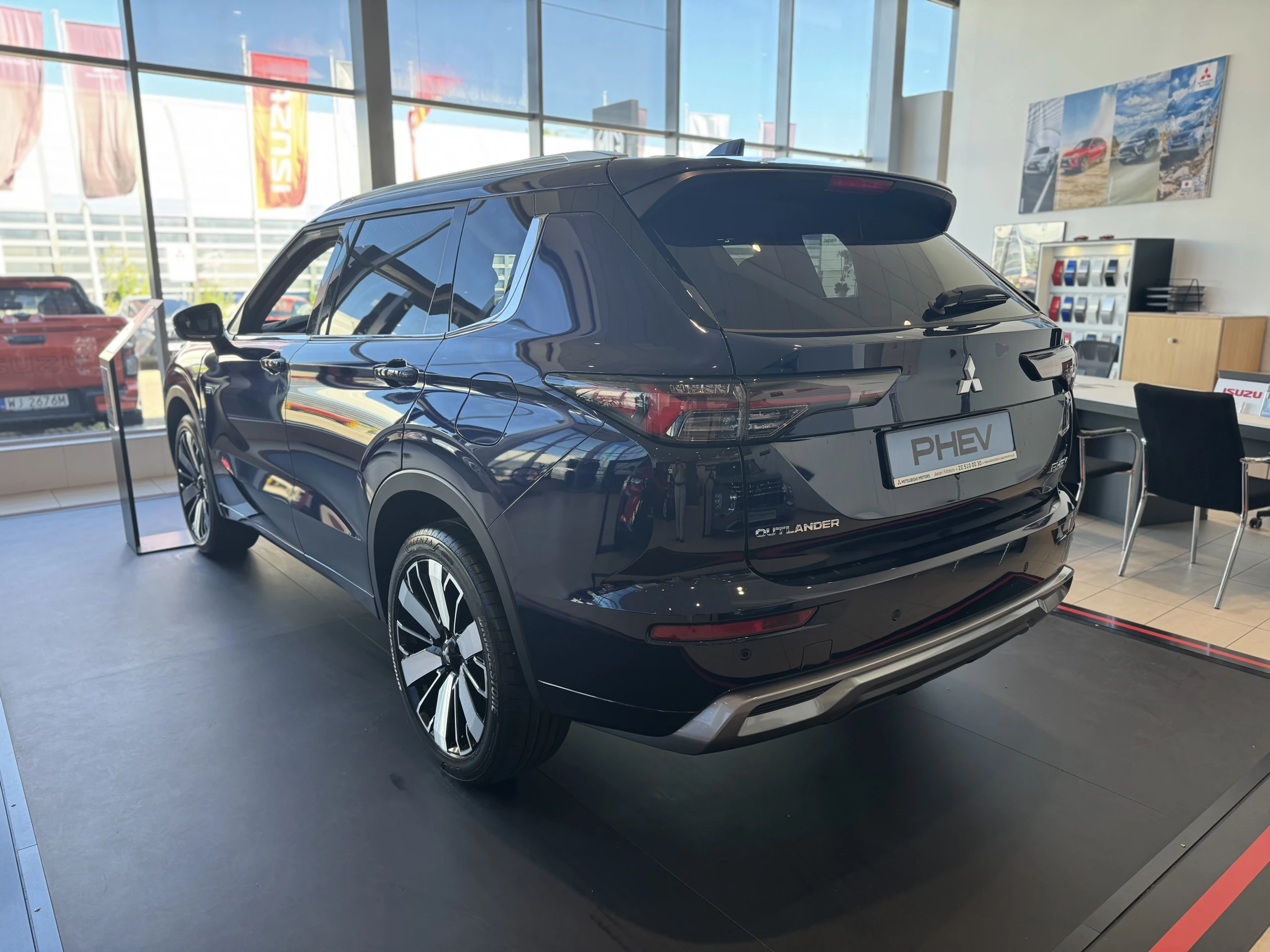 Outlander PHEV - Zdjęcie 3
