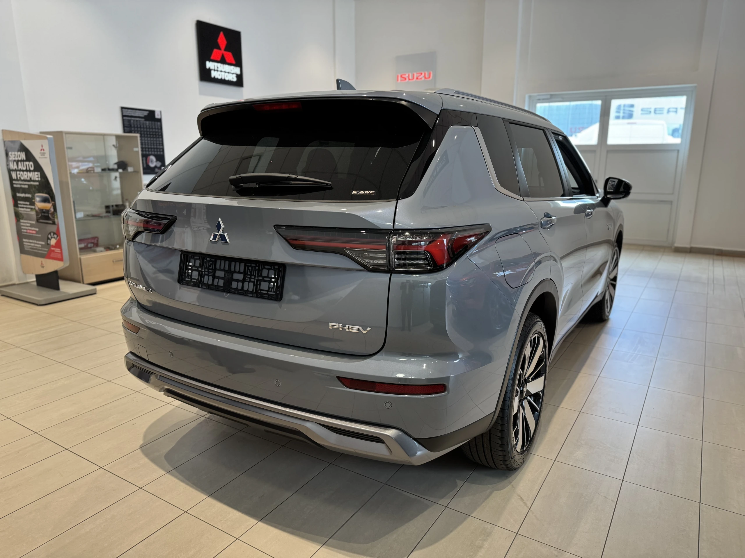 Outlander PHEV - Zdjęcie 3